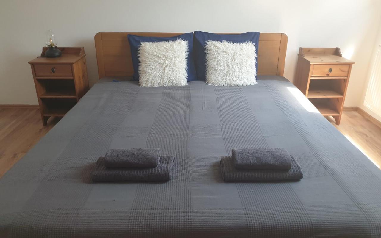 B6 Apartman Veszprém Екстериор снимка
